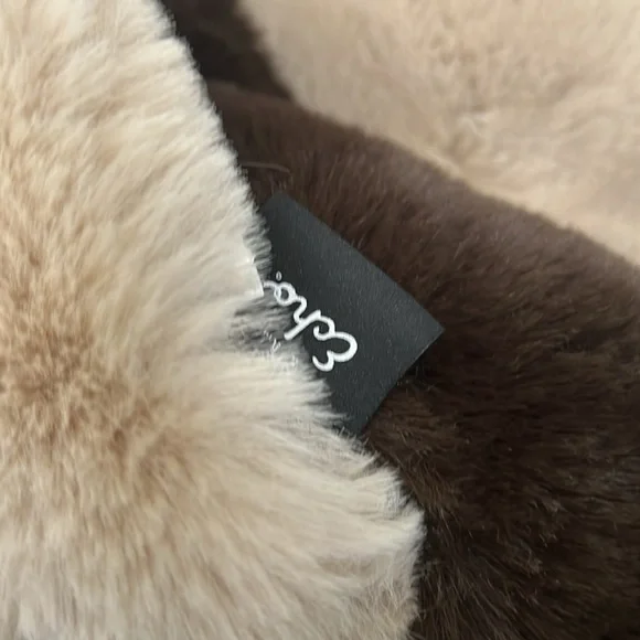 Set of 2 echo scarves you get both A594